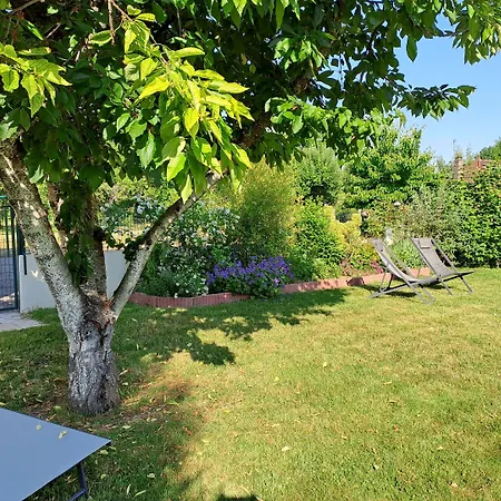 D'hotes Le Clos Poli 게스트하우스 Montigny-les-Monts