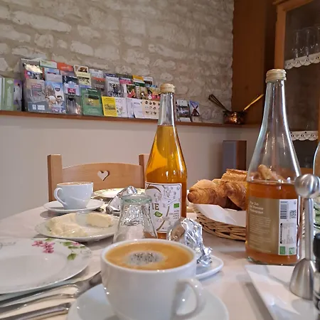 ゲストハウス D'hotes Le Clos Poli